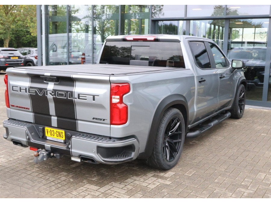 Chevrolet Silverado 6.2 V8 1500 RST / verlaagd / 22 zwarte velgen / Prins LPG / Folding cover