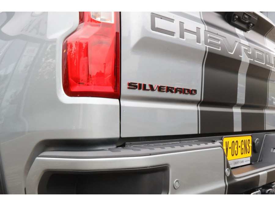 Chevrolet Silverado 6.2 V8 1500 RST / verlaagd / 22 zwarte velgen / Prins LPG / Folding cover