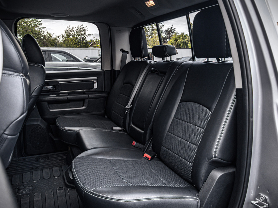 Dodge RAM 1500 Sport | 5.7L HEMI V8 4x4