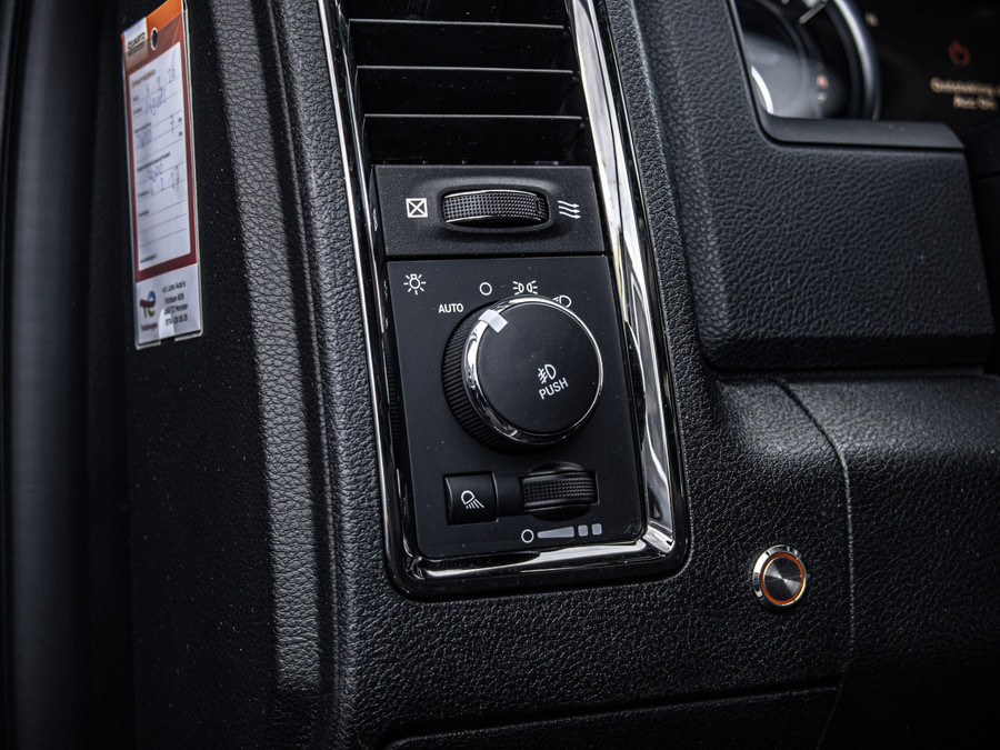 Dodge RAM 1500 Sport | 5.7L HEMI V8 4x4