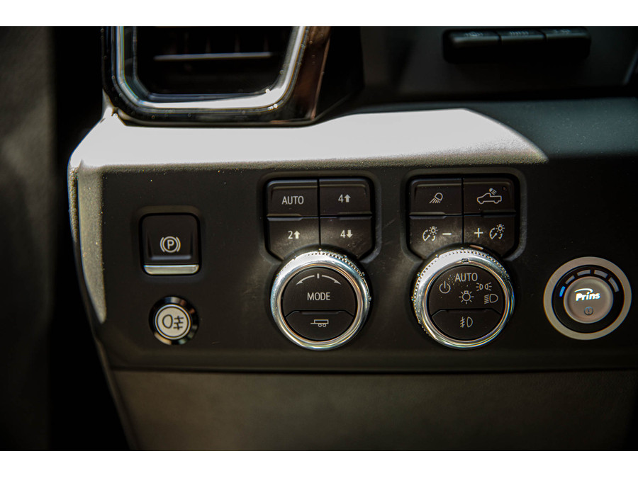 GMC Sierra Denali 6.2L V8