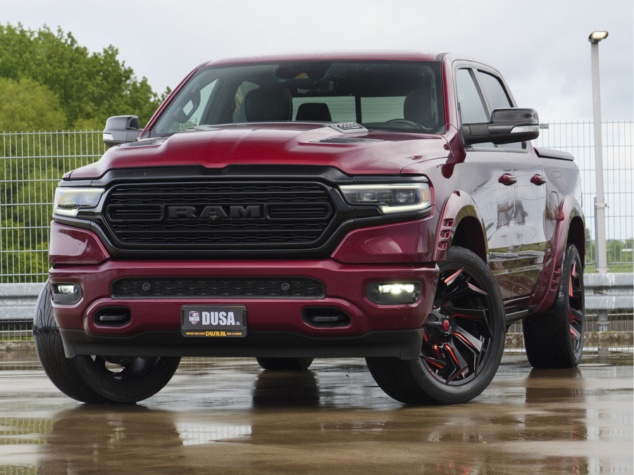 Dodge RAM 1500 | Limited | 5.7 V8 | 4x4 | Crew Cab |
