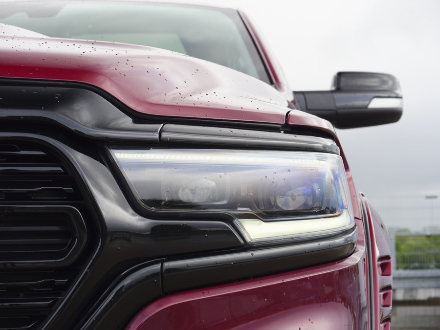 Dodge RAM 1500 | Limited | 5.7 V8 | 4x4 | Crew Cab |