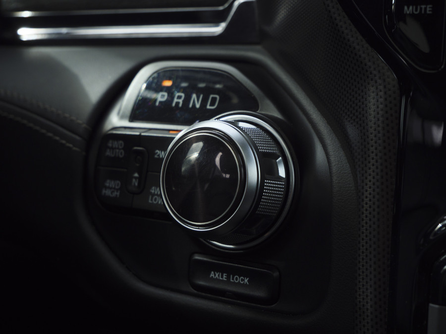 Dodge RAM 1500 | Limited | 5.7 V8 | 4x4 | Crew Cab |