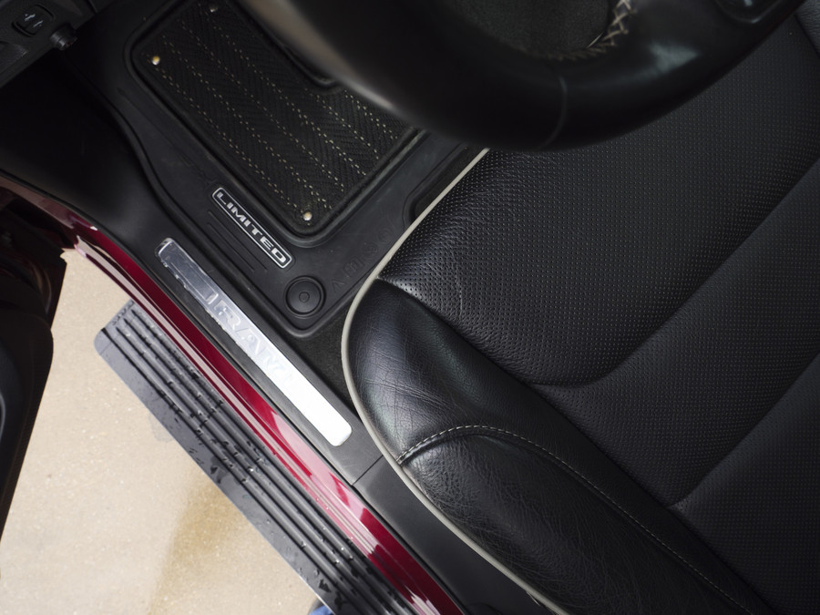 Dodge RAM 1500 | Limited | 5.7 V8 | 4x4 | Crew Cab |