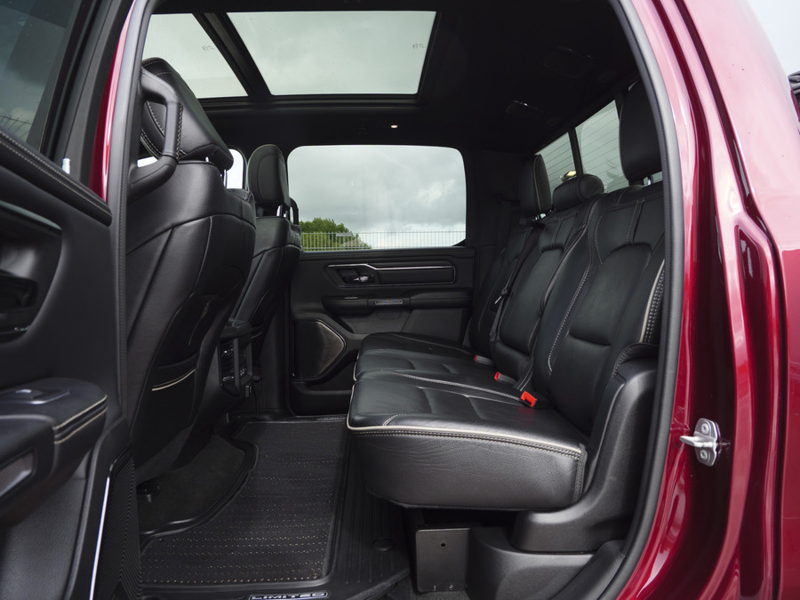 Dodge RAM 1500 | Limited | 5.7 V8 | 4x4 | Crew Cab |