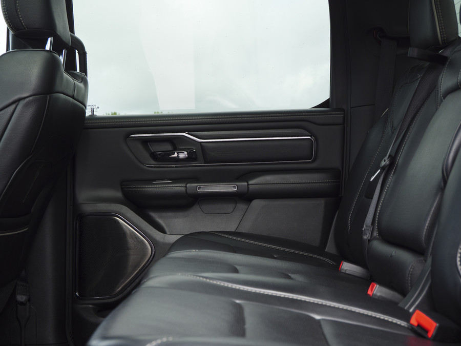 Dodge RAM 1500 | Limited | 5.7 V8 | 4x4 | Crew Cab |