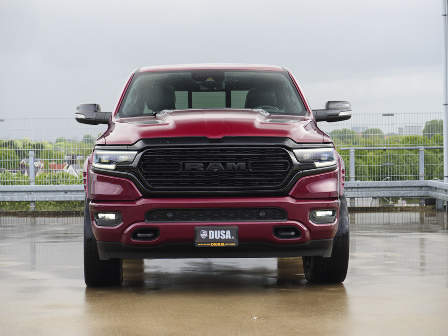 Dodge RAM 1500 | Limited | 5.7 V8 | 4x4 | Crew Cab |