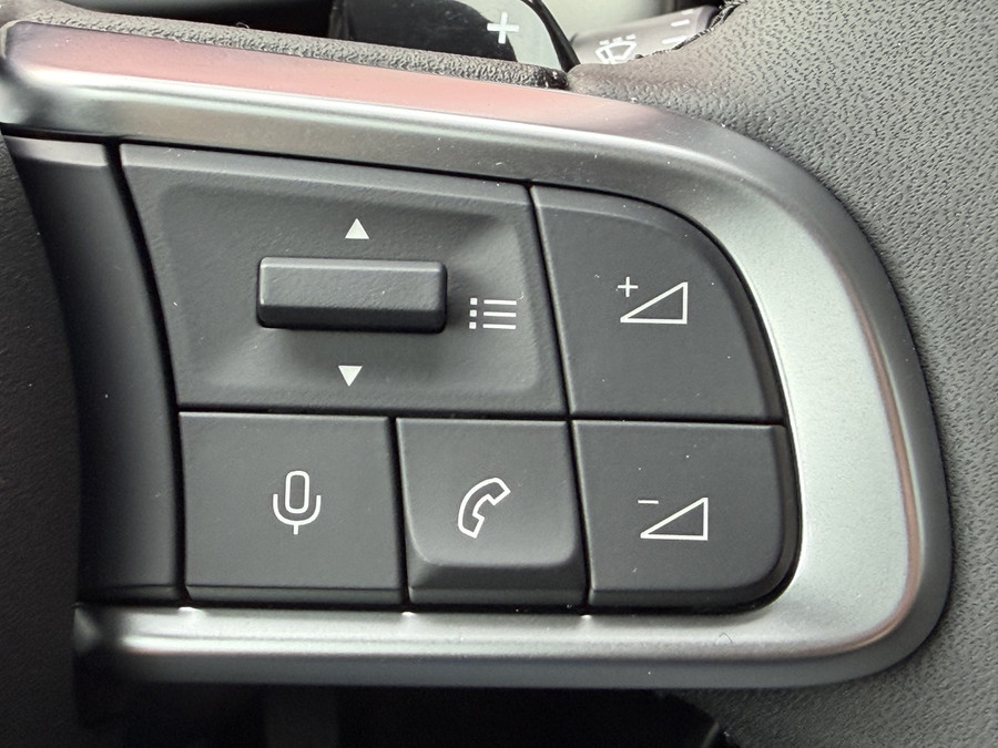 Jeep Avenger 1.2 e-Hybrid Altitude (Elektrische Klep - JBL - Keyless Entry - Adaptieve Cruise Controle - LED - Au