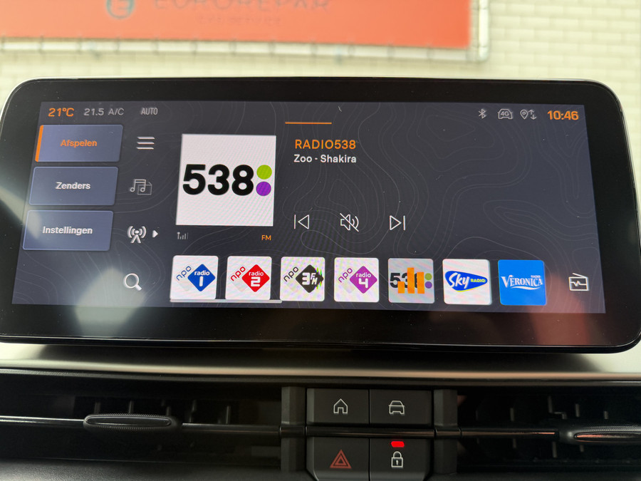 Jeep Avenger 1.2 e-Hybrid Altitude (Elektrische Klep - JBL - Keyless Entry - Adaptieve Cruise Controle - LED - Au