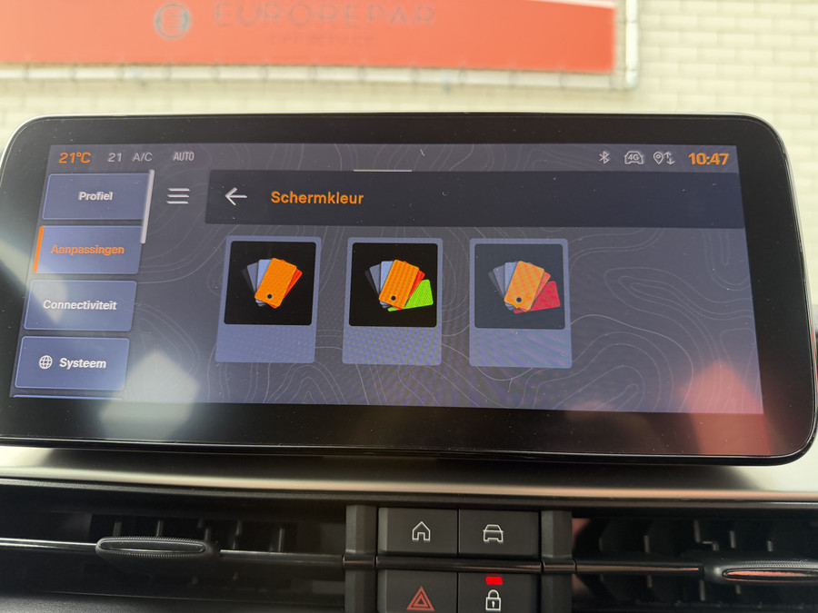 Jeep Avenger 1.2 e-Hybrid Altitude (Elektrische Klep - JBL - Keyless Entry - Adaptieve Cruise Controle - LED - Au
