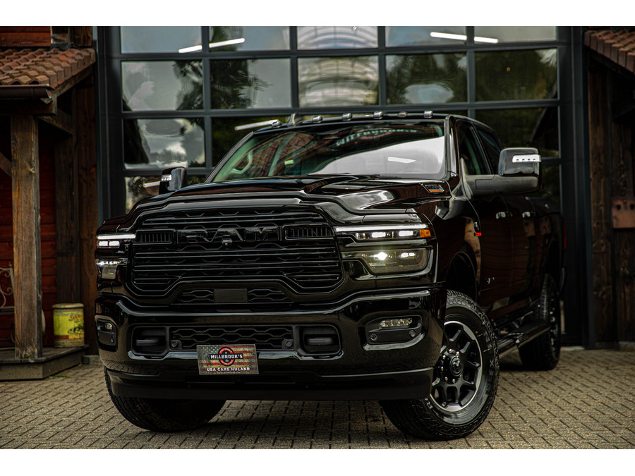 Dodge RAM 2500 laramie 6.7L Cummins 2026 !!20x!!