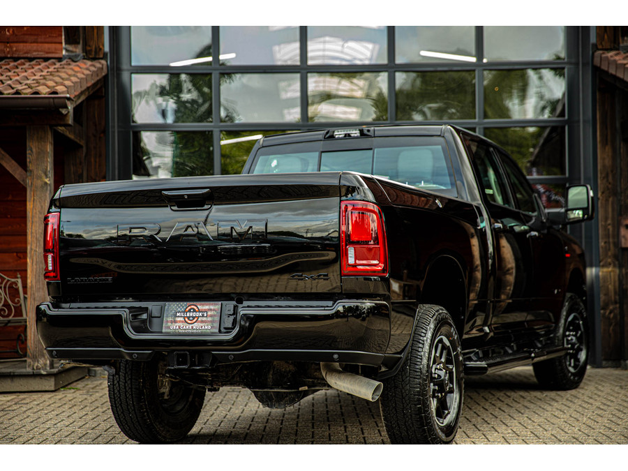 Dodge RAM 2500 laramie 6.7L Cummins 2026 !!20x!!