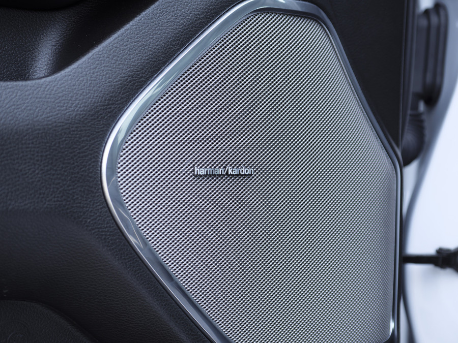 Dodge Ram 1500 | Laramie | Premium Night | 3.0L I6 Hurricane | Crew Cab | 4X4 |