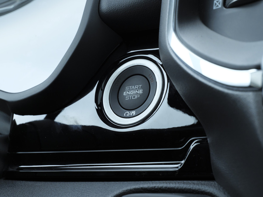 Dodge Ram 1500 | Laramie | Premium Night | 3.0L I6 Hurricane | Crew Cab | 4X4 |