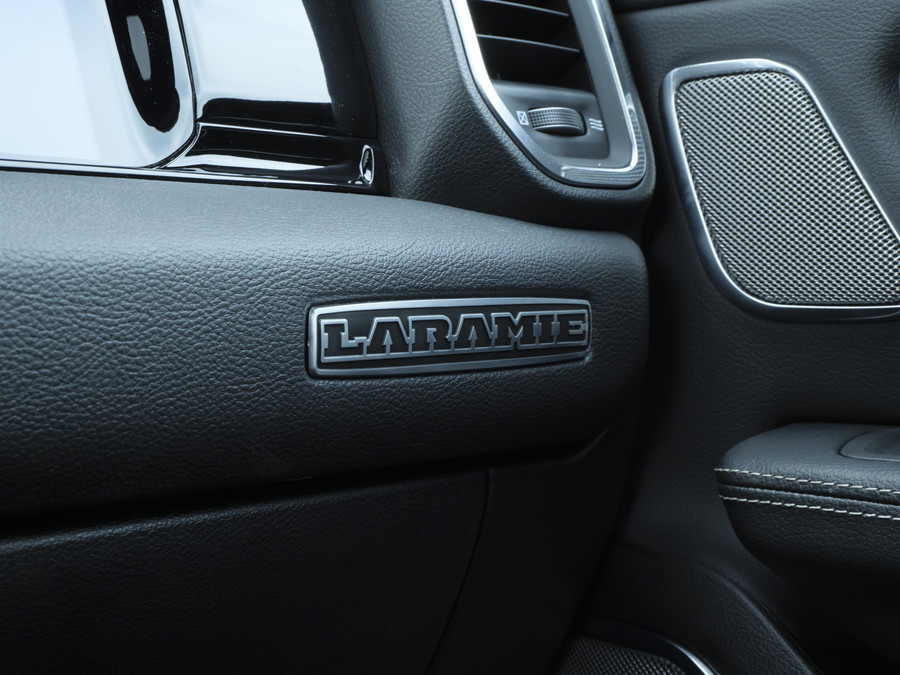 Dodge Ram 1500 | Laramie | Premium Night | 3.0L I6 Hurricane | Crew Cab | 4X4 |