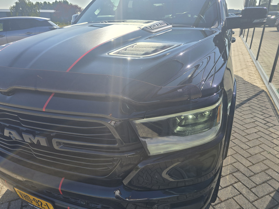 Dodge RAM 1500 5.7 V8 4x4 Crew Cab Laramie