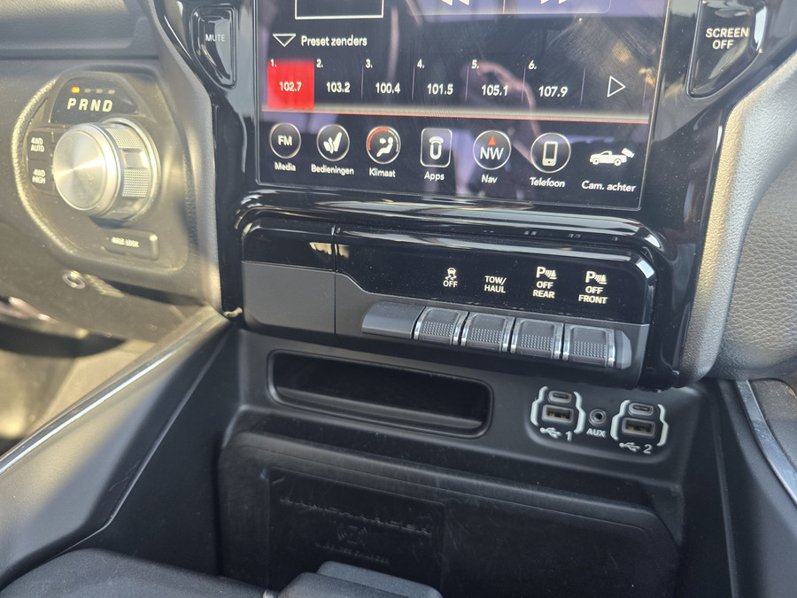 Dodge RAM 1500 5.7 V8 4x4 Crew Cab Laramie