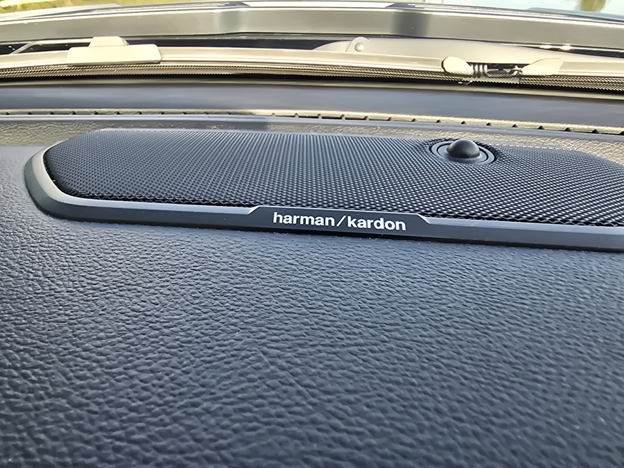 Dodge RAM 1500 5.7 V8 4x4 Crew Cab Laramie