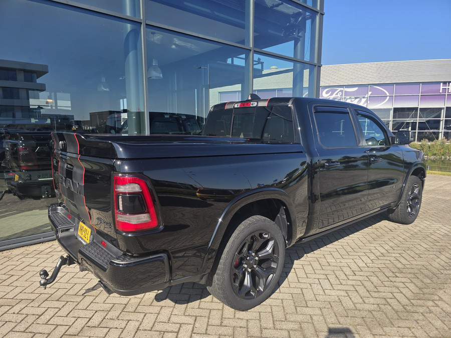 Dodge RAM 1500 5.7 V8 4x4 Crew Cab Laramie