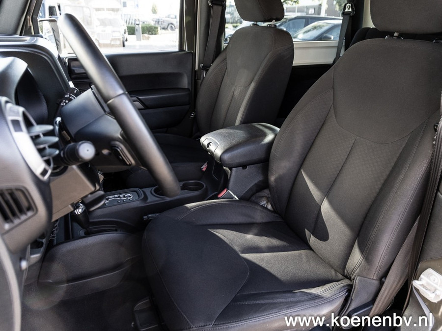 Jeep Wrangler 3.6 V6 4x4 Automaat Sport CLIMA / GOOGLE INFOT. / ZEER NETJES!