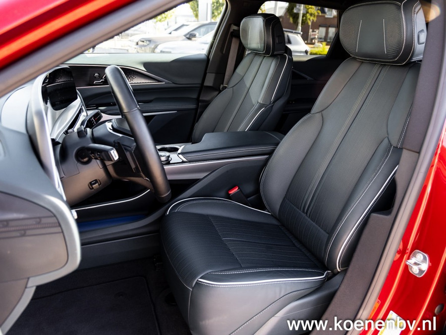 Cadillac Lyriq Luxury Level 3 600 E4 AWD 528PK EV/ 530 KM WLTP Actieradius/ Donker Interieur