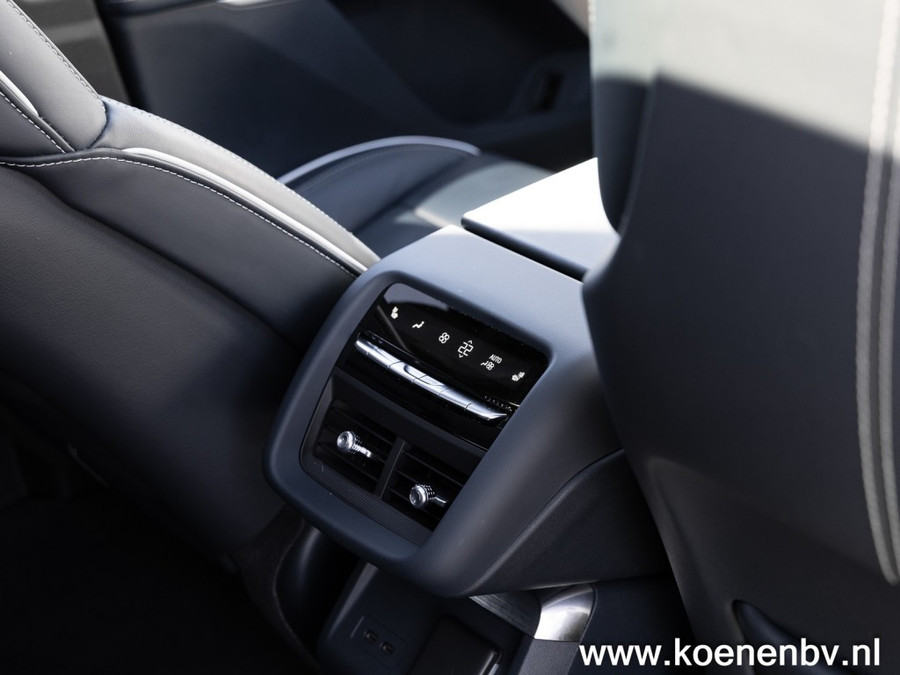 Cadillac Lyriq Luxury Level 3 600 E4 AWD 528PK EV/ 530 KM WLTP Actieradius/ Donker Interieur