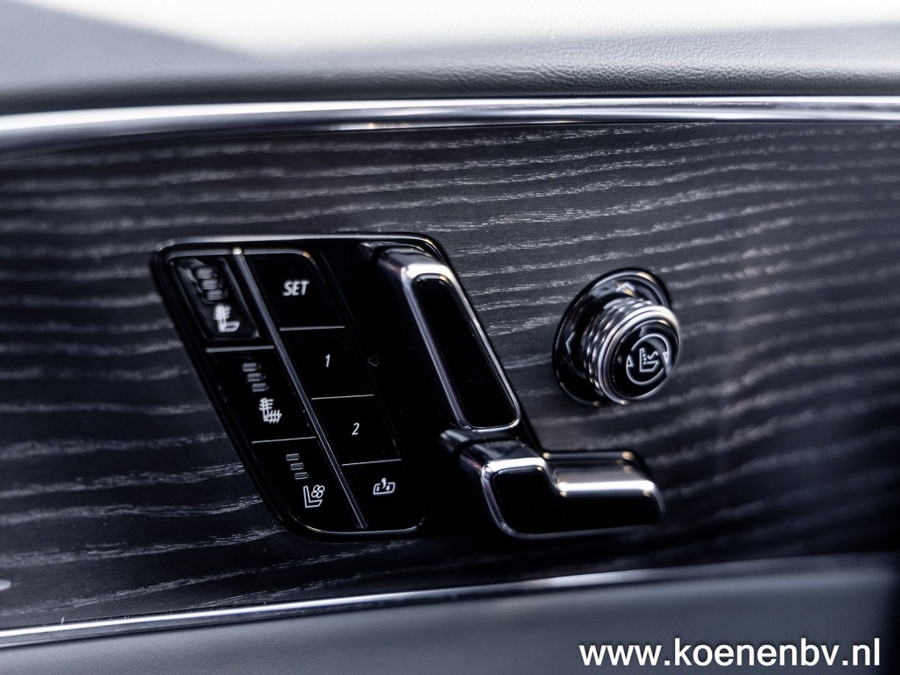 Cadillac Lyriq Luxury Level 3 600 E4 AWD 528PK EV/ 530 KM WLTP Actieradius/ Donker Interieur