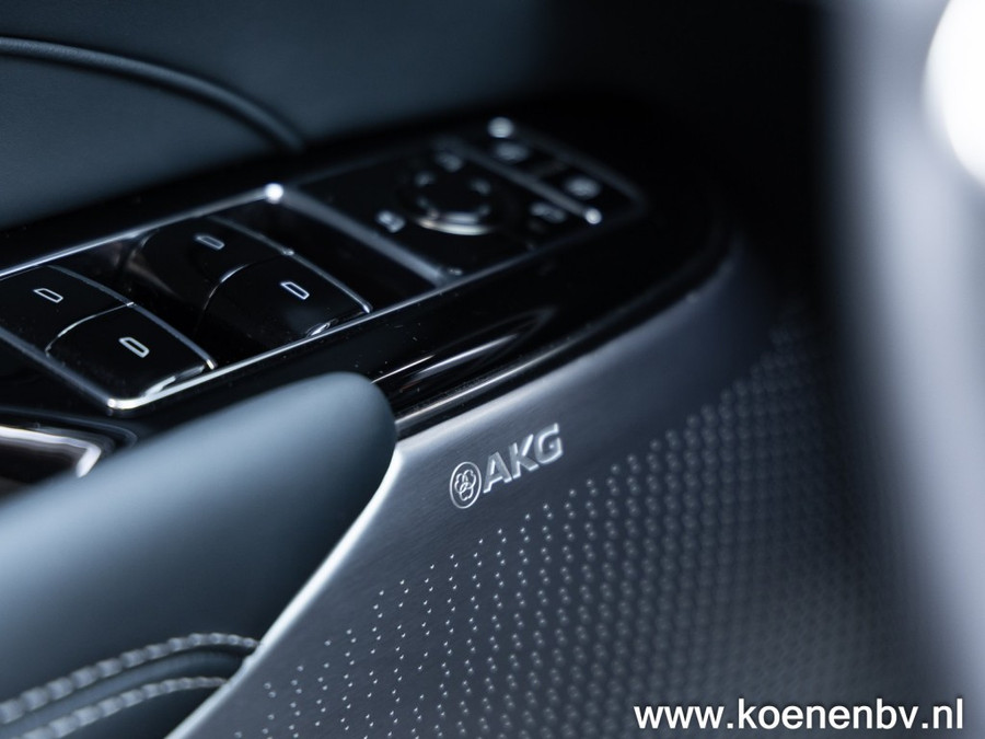 Cadillac Lyriq Luxury Level 3 600 E4 AWD 528PK EV/ 530 KM WLTP Actieradius/ Donker Interieur
