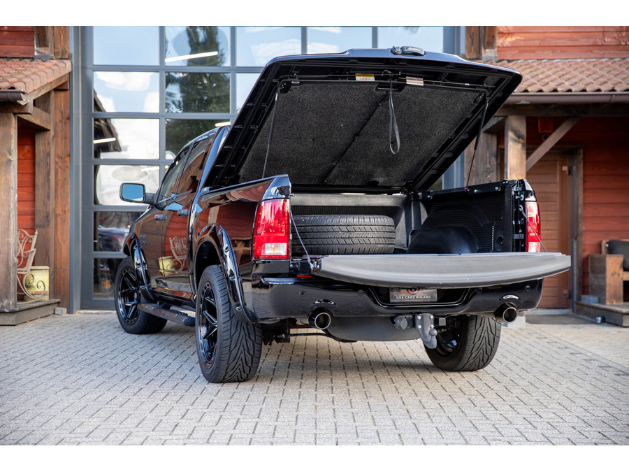 Dodge RAM 1500 5.7 V8 Crew Cab