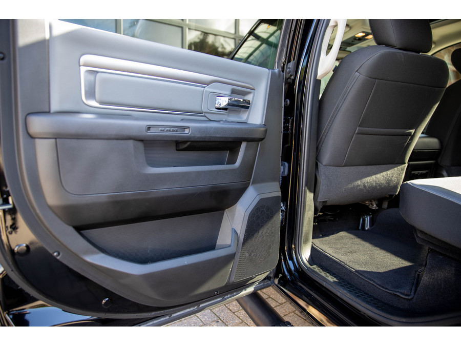 Dodge RAM 1500 5.7 V8 Crew Cab