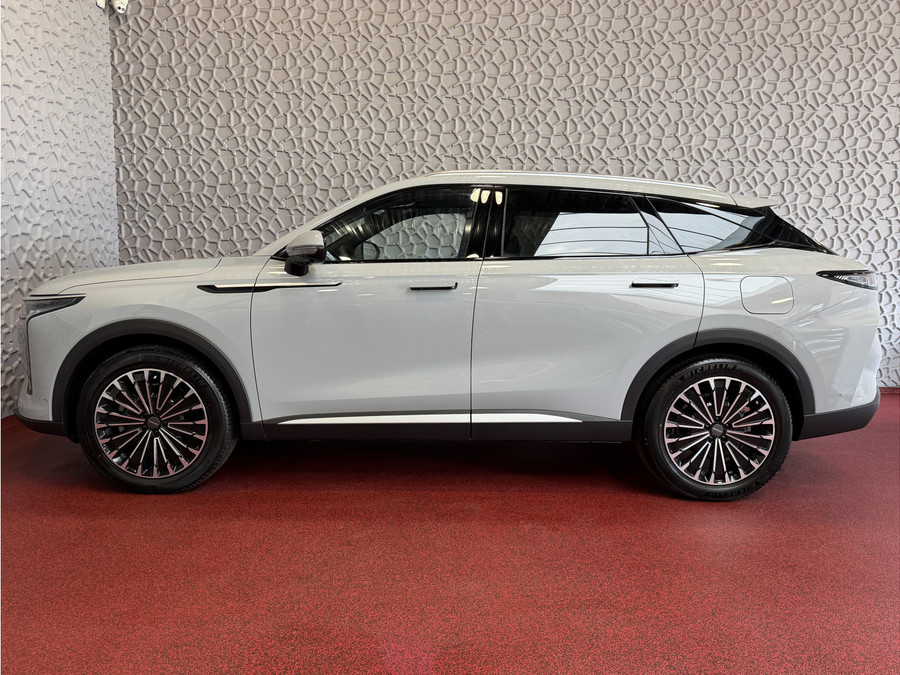 Omoda 9 OMODA 9 PREMIUM AWD 538 PK 145 KM ELEC 1000 KM TOTAAL