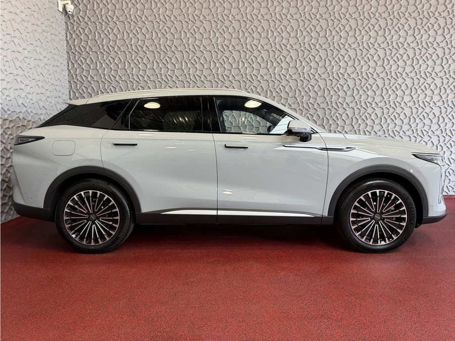 Omoda 9 OMODA 9 PREMIUM AWD 538 PK 145 KM ELEC 1000 KM TOTAAL