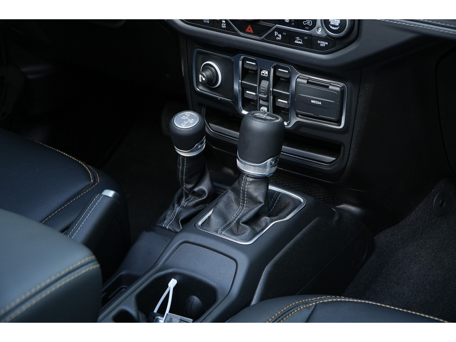 Jeep Wrangler Unlimited 4xe 380 Sahara Sky-one I 4 jaar garantie