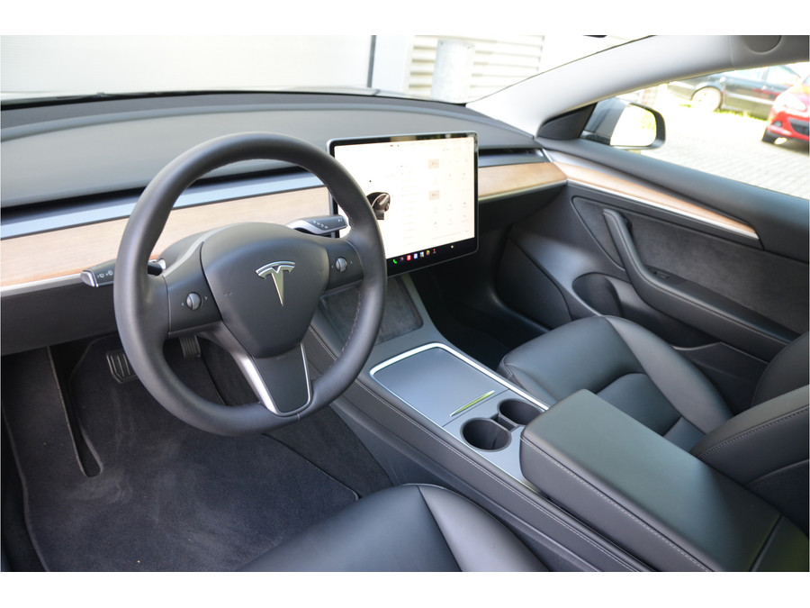 Tesla Model 3 Long Range AWD 75 kWh