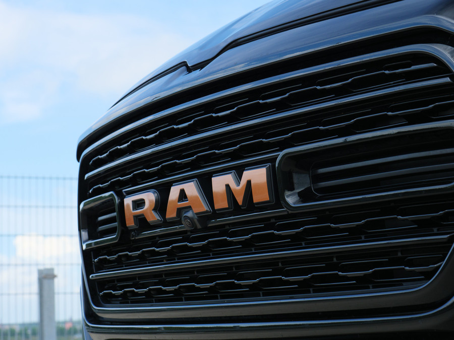 RAM 1500 Limited | 5.7 V8 | 4x4 | Crew Cab |