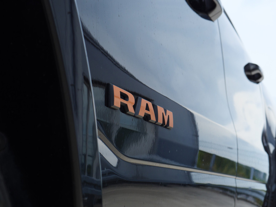 RAM 1500 Limited | 5.7 V8 | 4x4 | Crew Cab |