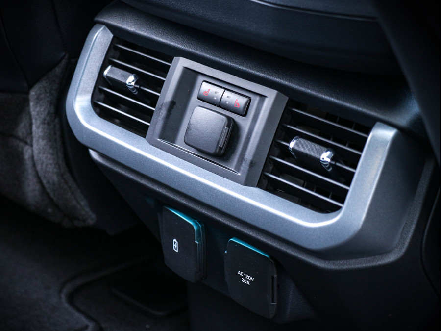 Ford Lightning Lariat Extended Range | 514 km. range Extended Range