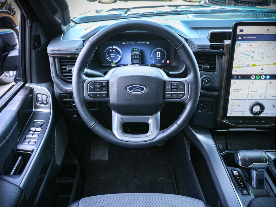Ford Lightning Lariat Extended Range | 514 km. range Extended Range