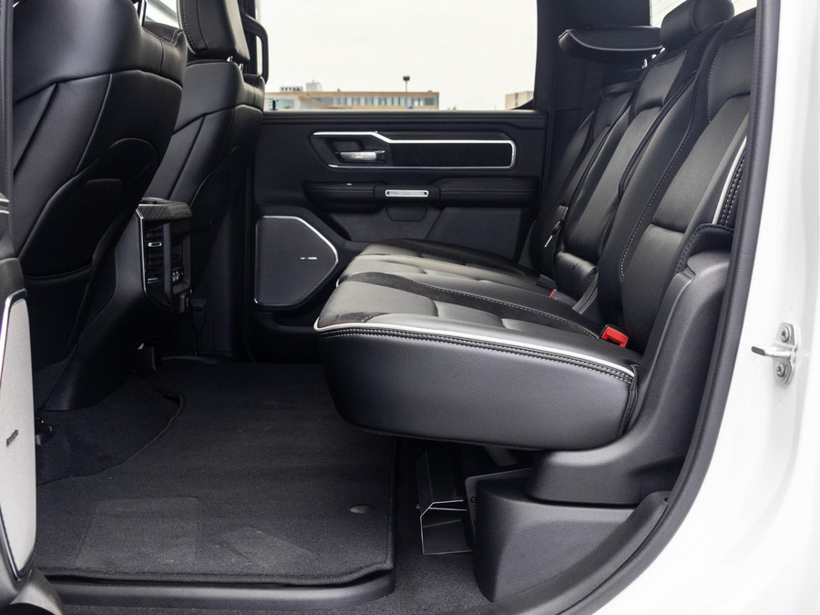 Dodge RAM 1500 3.0 Crew Cab Laramie Premium
