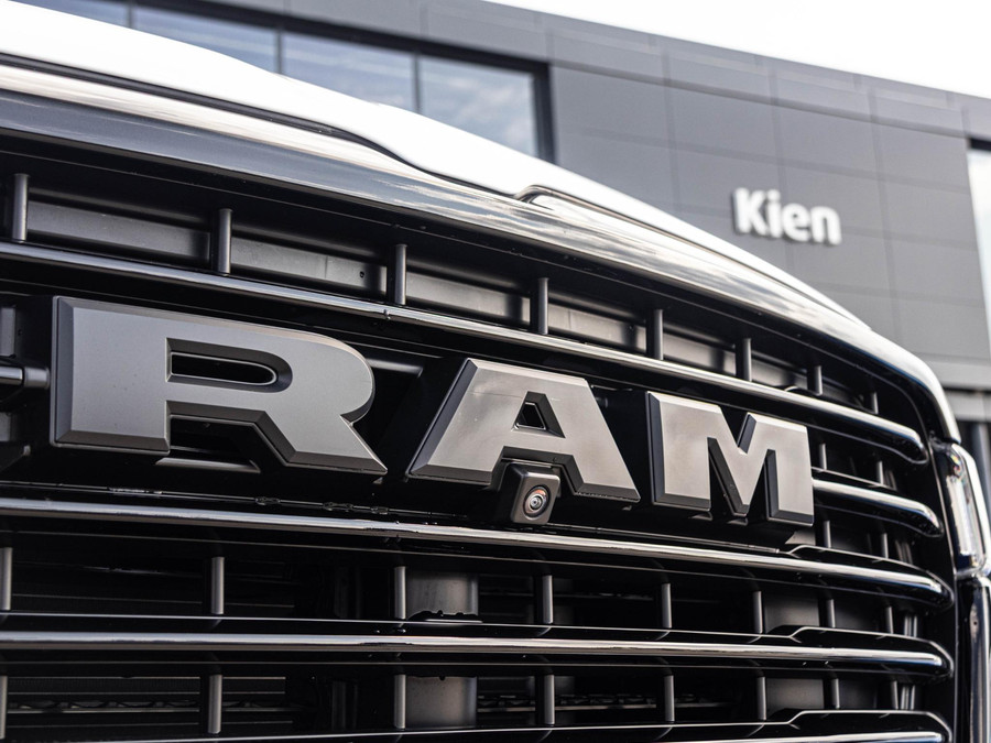 Dodge RAM 1500 3.0 Crew Cab Laramie Premium