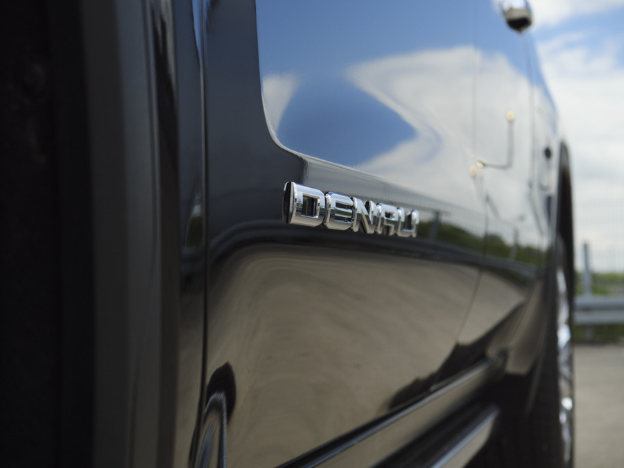 GMC 1500 Sierra Denali | 6.2L V8