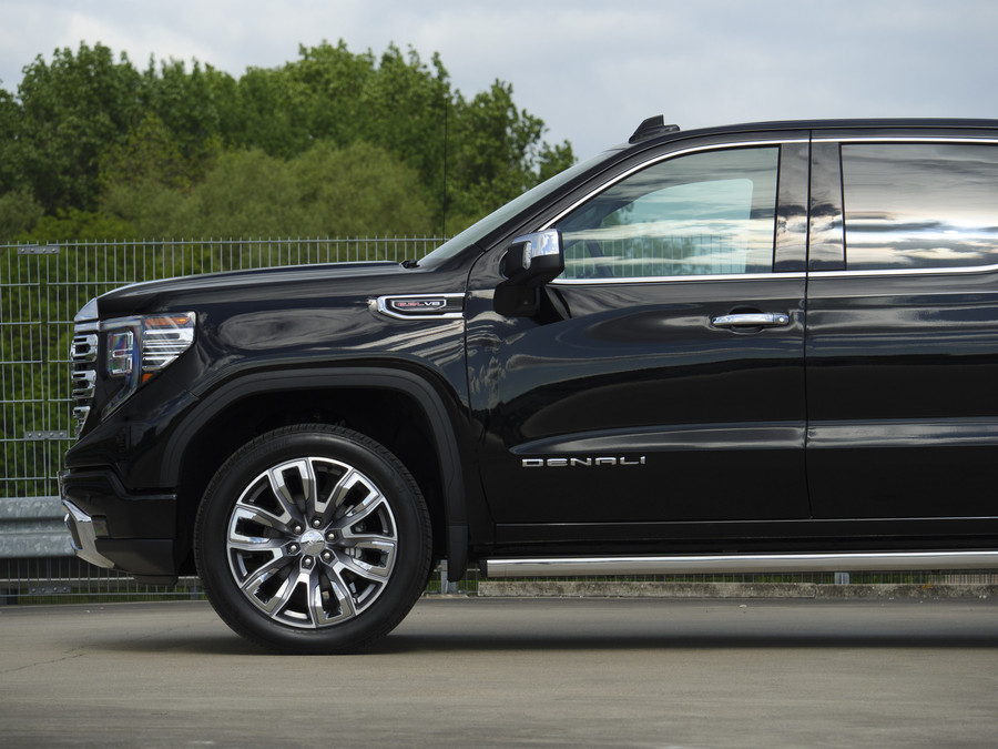 GMC 1500 Sierra Denali | 6.2L V8