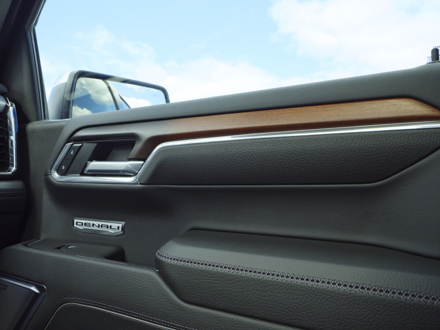 GMC 1500 Sierra Denali | 6.2L V8