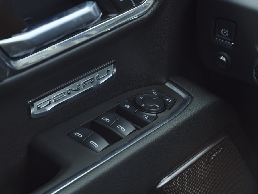 GMC 1500 Sierra Denali | 6.2L V8