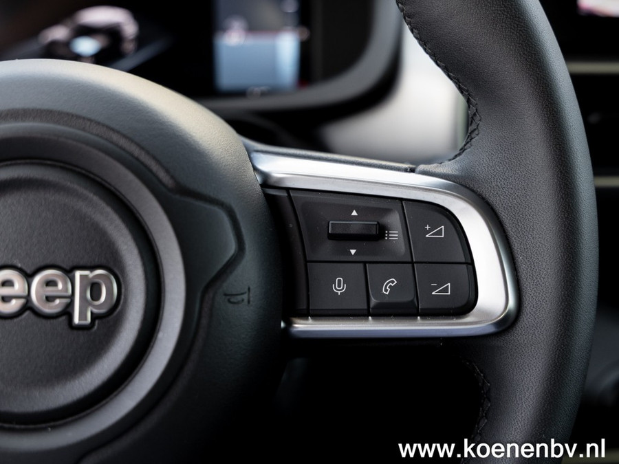 Jeep Avenger SUMMIT 54KWH Granite