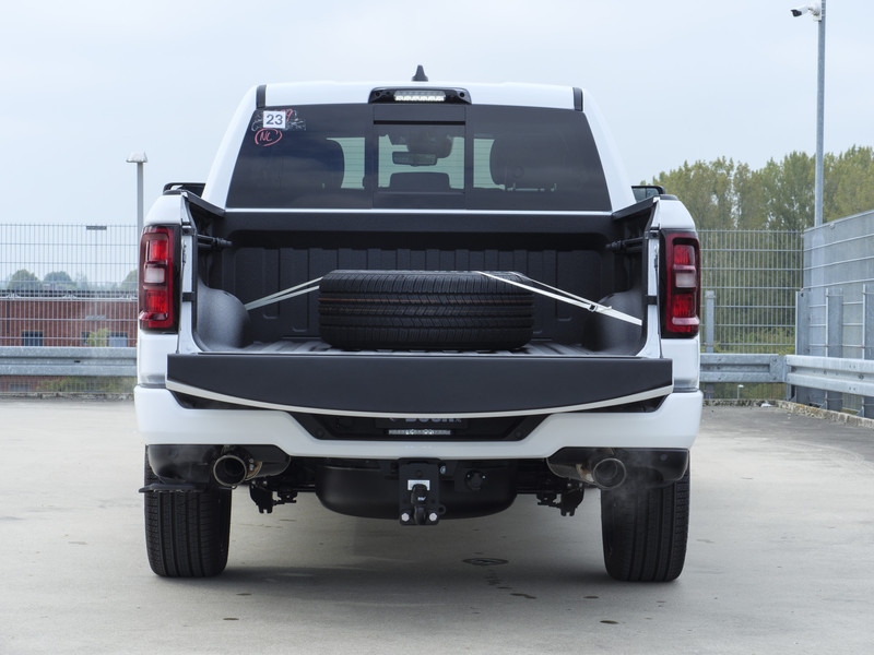 Dodge Ram 1500 | Laramie | Premium Night | 3.0L I6 Hurricane | Crew Cab | 4X4 |