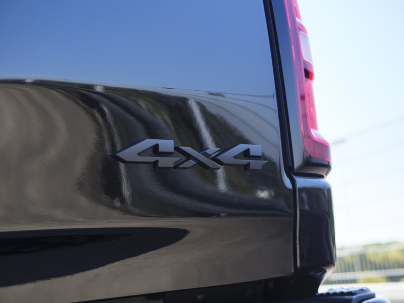 Dodge Ram 1500 | Laramie | Premium Night | 3.0L I6 Hurricane | Crew Cab | 4X4 |