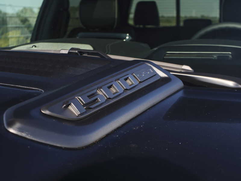 Dodge Ram 1500 | Laramie | Premium Night | 3.0L I6 Hurricane | Crew Cab | 4X4 |