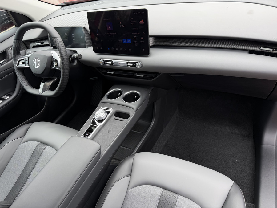 MG MGS5 EV Luxury 64 kWh,
